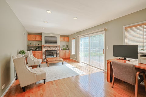 Tiny photo for 52 Darlington Drive, Hawthorn Woods, IL 60047 (MLS # 12746454)