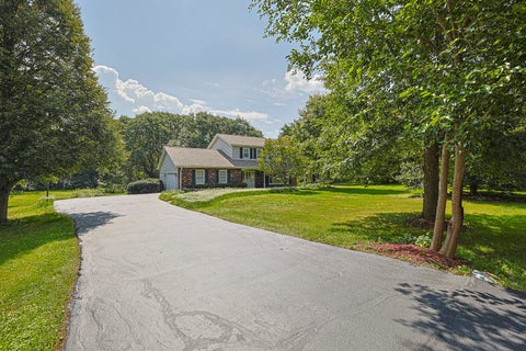 Tiny photo for 52 Darlington Drive, Hawthorn Woods, IL 60047 (MLS # 12746454)