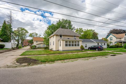 Tiny photo for 571 Warren Avenue, Belvidere, IL 61008 (MLS # 12480605)