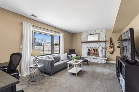 Tiny photo for 745 Buffalo Circle, Carol Stream, IL 60188 (MLS # 12606046)