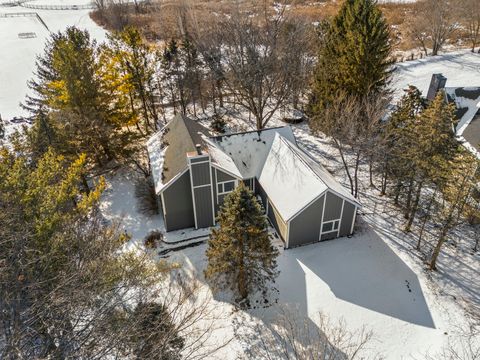 Tiny photo for 521 N Sharon Drive, Woodstock, IL 60098 (MLS # 12554498)