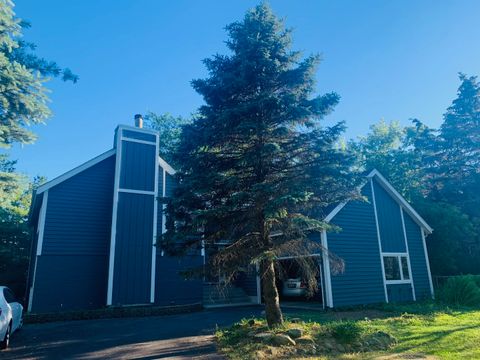 Tiny photo for 521 N Sharon Drive, Woodstock, IL 60098 (MLS # 12554498)