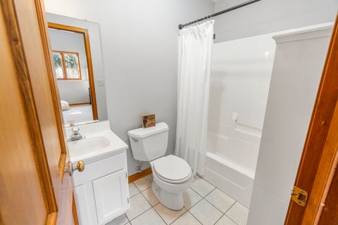 Tiny photo for 521 N Sharon Drive, Woodstock, IL 60098 (MLS # 12554498)