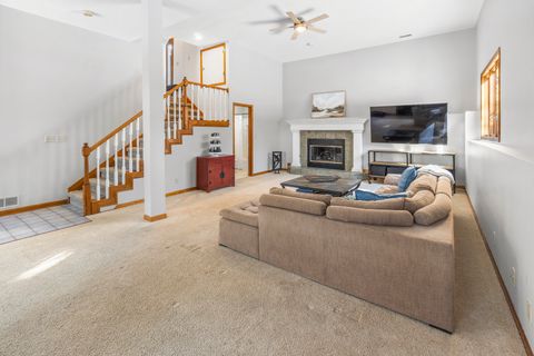 Tiny photo for 521 N Sharon Drive, Woodstock, IL 60098 (MLS # 12554498)