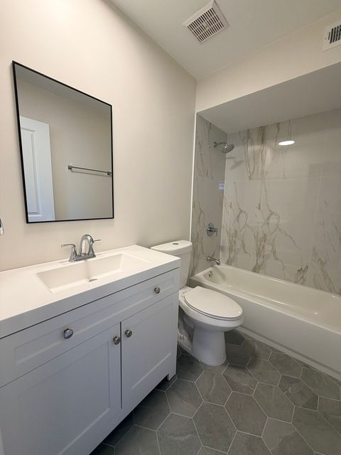 Tiny photo for 720 Wellington Avenue #219, Elk Grove Village, IL 60007 (MLS # 12614888)