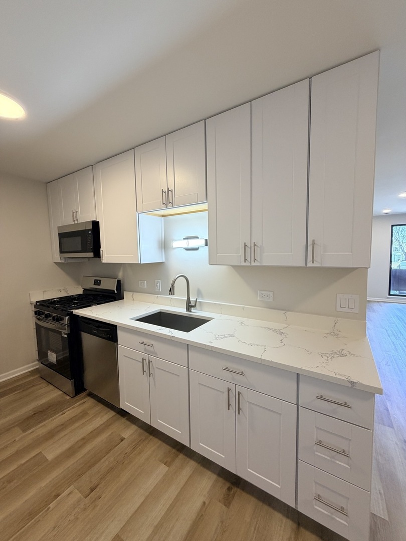 720 Wellington Avenue 219