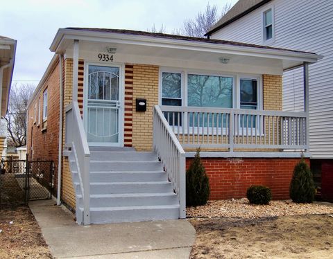 9334 S Luella Avenue Chicago IL 60617