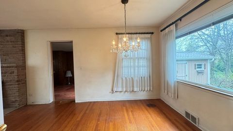 Tiny photo for Glen Ellyn, IL 60137 (MLS # 12615036)