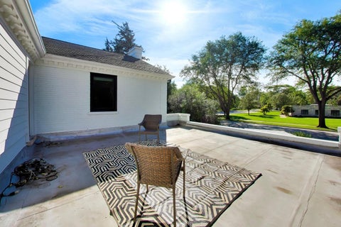 Tiny photo for 901 Locust Road, Wilmette, IL 60091 (MLS # 12762874)