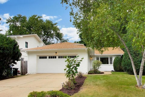 Photo of 717 Cheever Avenue, Geneva, IL 60134 (MLS # 12761946)