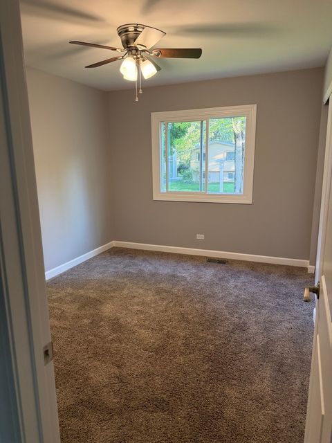 Tiny photo for 910 Fairlawn Avenue, Libertyville, IL 60048 (MLS # 12660469)