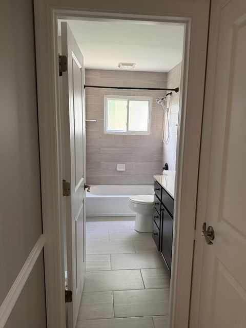 Tiny photo for 910 Fairlawn Avenue, Libertyville, IL 60048 (MLS # 12660469)