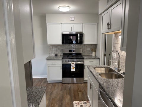 Tiny photo for 15802 Laramie Avenue #H, Oak Forest, IL 60452 (MLS # 12750415)