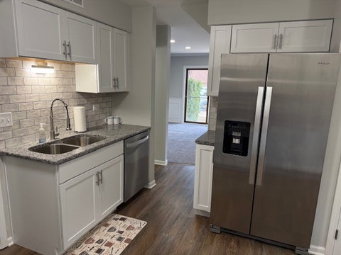 Tiny photo for 15802 Laramie Avenue #H, Oak Forest, IL 60452 (MLS # 12750415)
