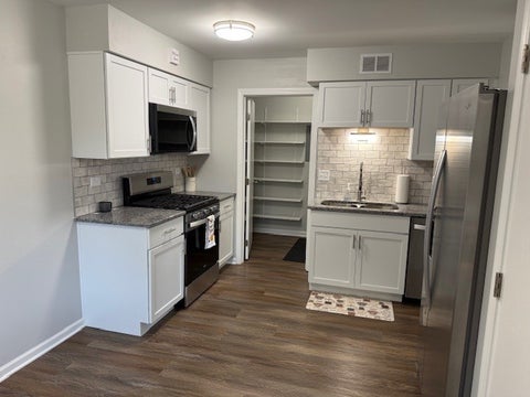 Tiny photo for 15802 Laramie Avenue #H, Oak Forest, IL 60452 (MLS # 12750415)