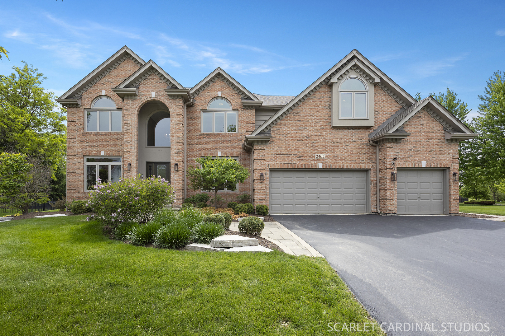 2404 Shaker Court