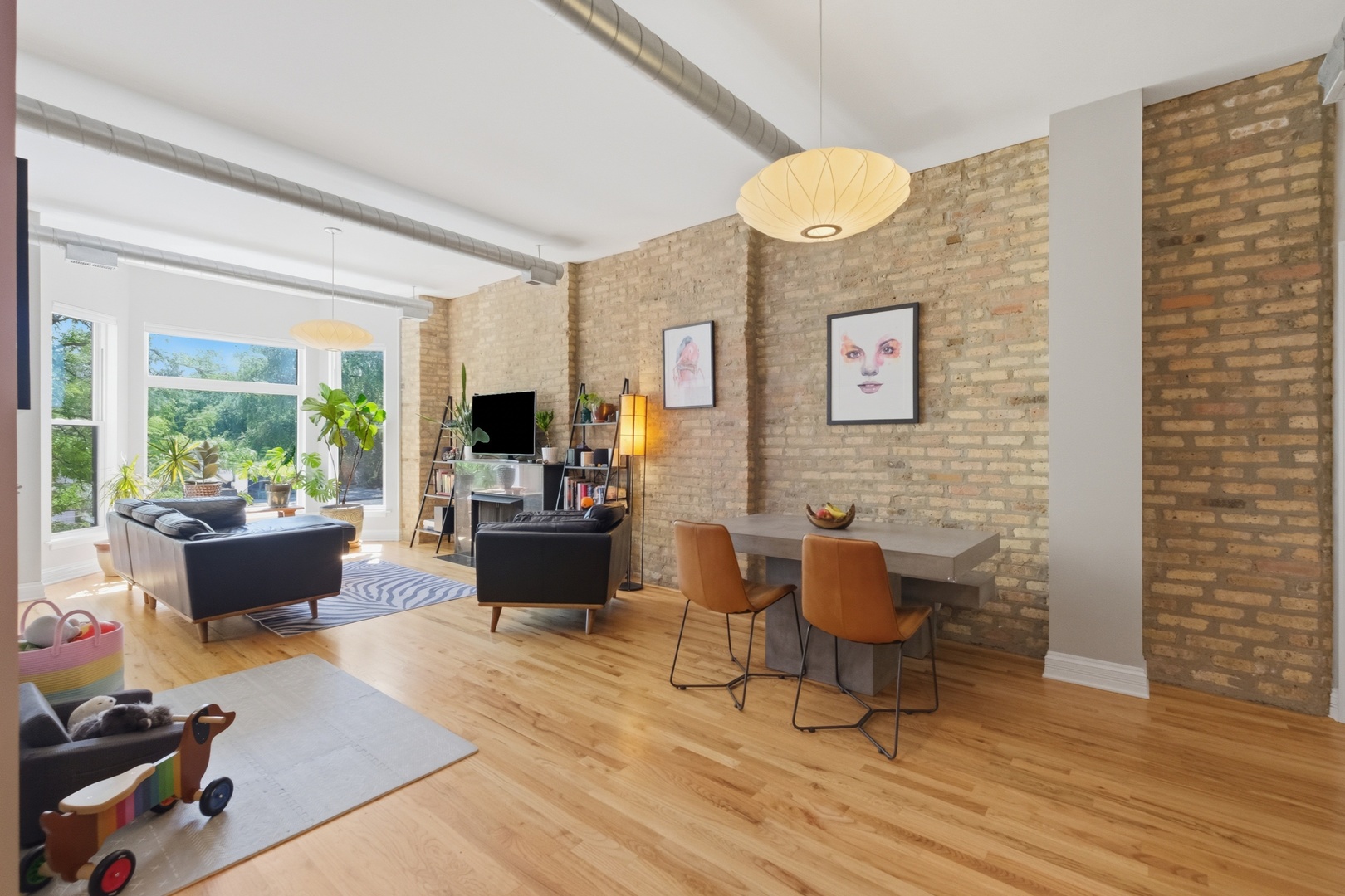 1245 W George Street 201