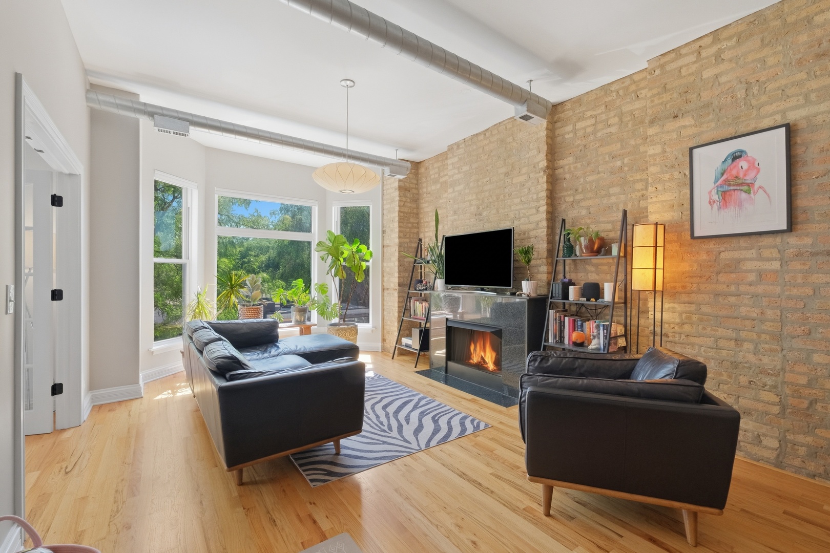 1245 W George Street 201