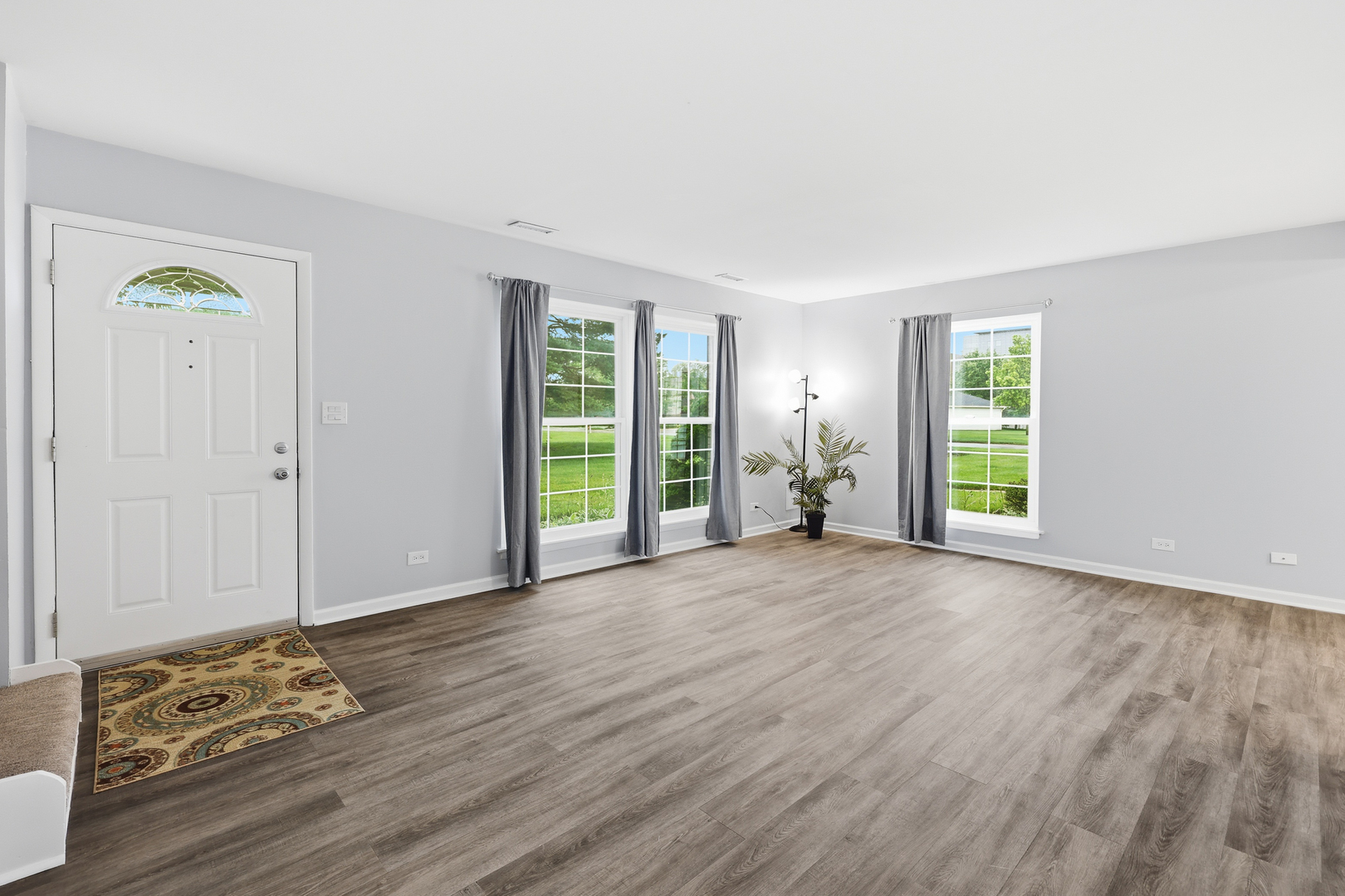 752 Gloucester Drive