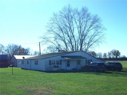 A home in Altamont