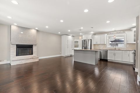 Tiny photo for 7433 S 88th Avenue, Justice, IL 60458 (MLS # 12515100)