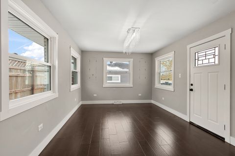 Tiny photo for 7433 S 88th Avenue, Justice, IL 60458 (MLS # 12515100)