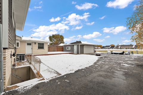 Tiny photo for 7433 S 88th Avenue, Justice, IL 60458 (MLS # 12515100)