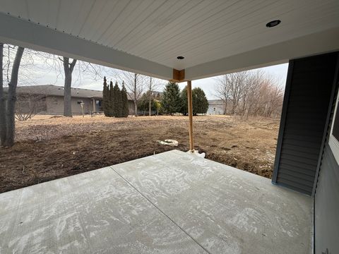 Tiny photo for 1913 S Stone Creek Boulevard, Urbana, IL 61802 (MLS # 12583101)