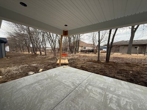 Tiny photo for 1913 S Stone Creek Boulevard, Urbana, IL 61802 (MLS # 12583101)