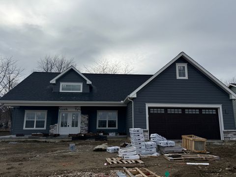 Photo of 1913 S Stone Creek Boulevard, Urbana, IL 61802 (MLS # 12583101)