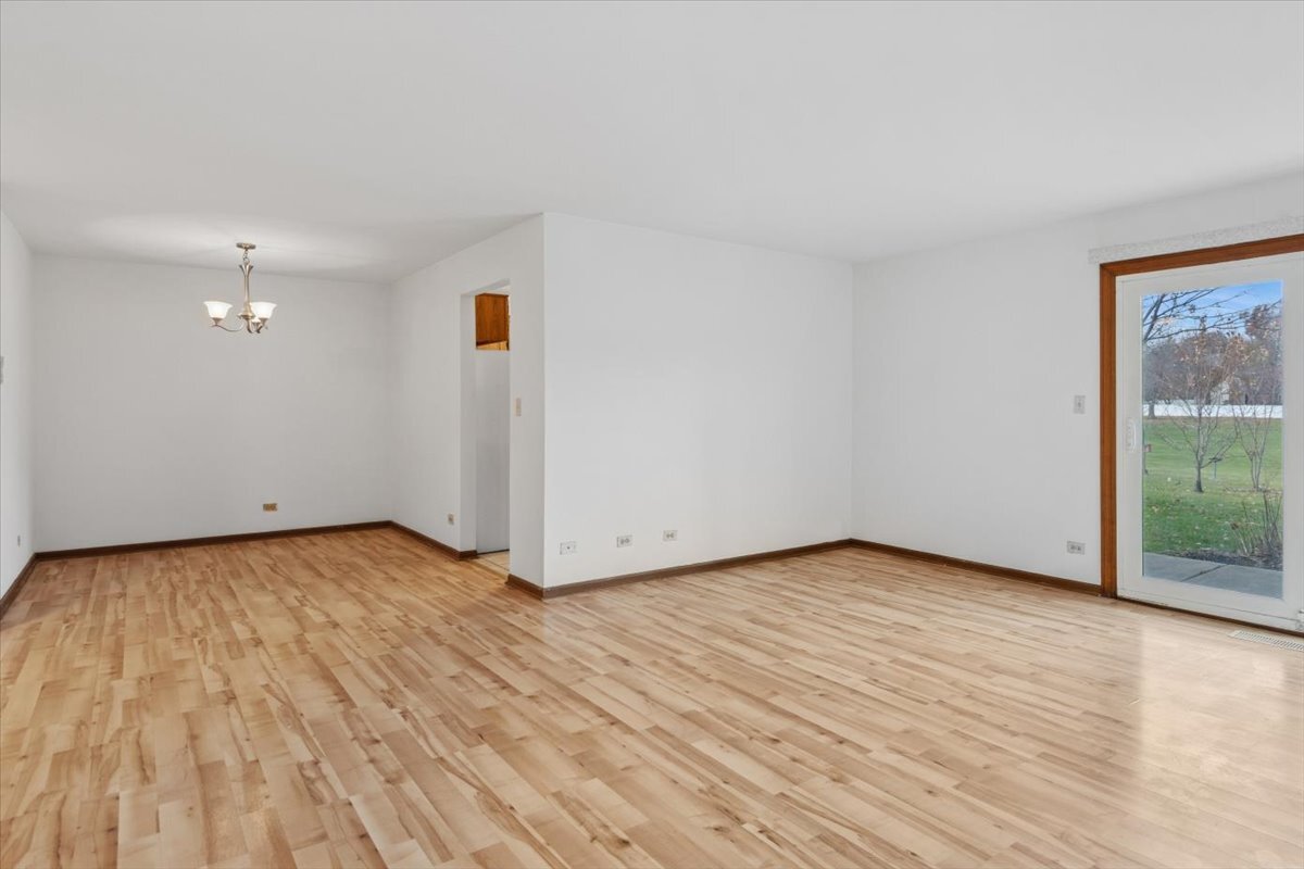 2337 Worthing Drive 102A