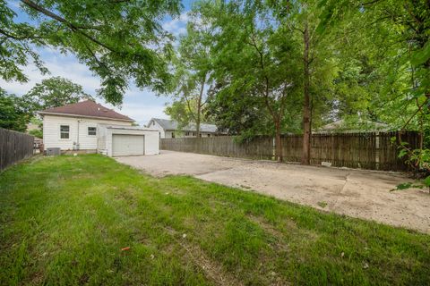 Tiny photo for 513 Pontiac Street, Joliet, IL 60432 (MLS # 12403100)
