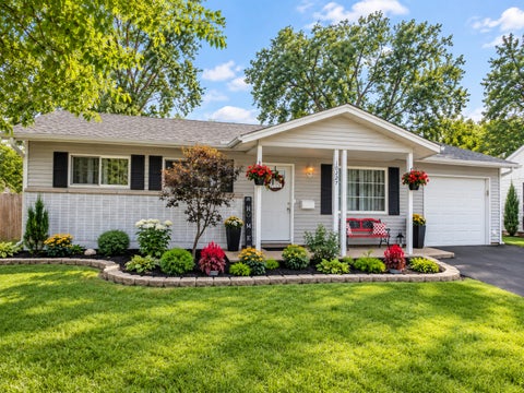 Tiny photo for 10227 Hilltop Drive, Orland Park, IL 60462 (MLS # 12752767)