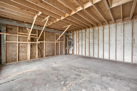 Tiny photo for 7680 Wolf Road, Burr Ridge, IL 60527 (MLS # 12607942)