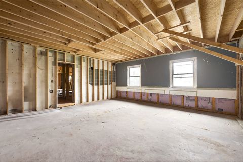 Tiny photo for 7680 Wolf Road, Burr Ridge, IL 60527 (MLS # 12607942)