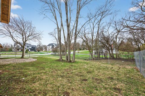 Tiny photo for 7680 Wolf Road, Burr Ridge, IL 60527 (MLS # 12607942)