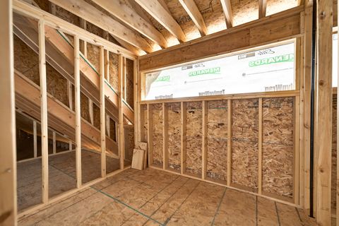 Tiny photo for 7680 Wolf Road, Burr Ridge, IL 60527 (MLS # 12607942)