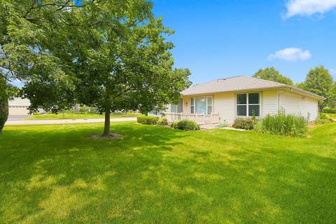 Tiny photo for 13221 Indiana Court, Huntley, IL 60142 (MLS # 12708513)