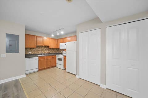 Tiny photo for 3423 Ridgeland Avenue #101, Berwyn, IL 60402 (MLS # 12718999)