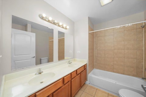 Tiny photo for 3423 Ridgeland Avenue #101, Berwyn, IL 60402 (MLS # 12718999)