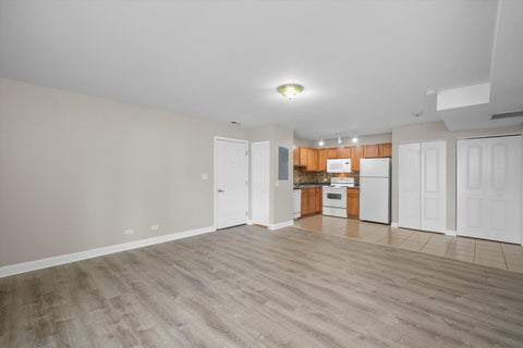 Tiny photo for 3423 Ridgeland Avenue #101, Berwyn, IL 60402 (MLS # 12718999)