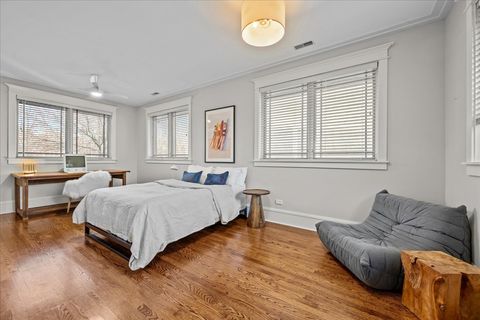 Tiny photo for 983 Cherry Street, Winnetka, IL 60093 (MLS # 12539915)