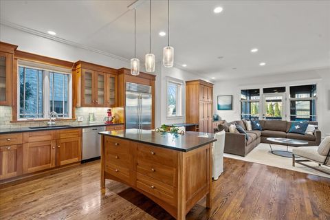 Tiny photo for 983 Cherry Street, Winnetka, IL 60093 (MLS # 12539915)