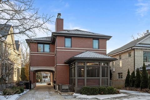 Tiny photo for 983 Cherry Street, Winnetka, IL 60093 (MLS # 12539915)