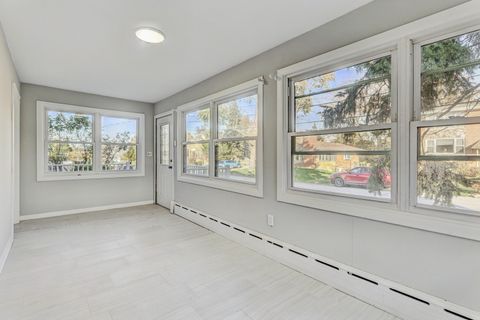 Tiny photo for 7832 Garden Lane, Justice, IL 60458 (MLS # 12520054)