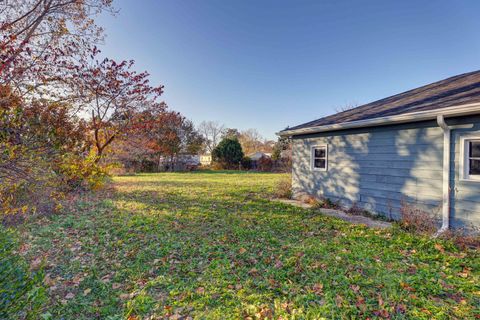 Tiny photo for 7832 Garden Lane, Justice, IL 60458 (MLS # 12520054)