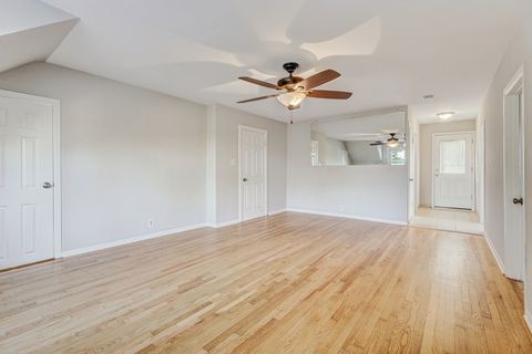 Tiny photo for 7832 Garden Lane, Justice, IL 60458 (MLS # 12520054)