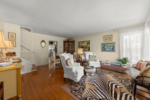 Tiny photo for 283 HILLSIDE Avenue, Glen Ellyn, IL 60137 (MLS # 12620839)