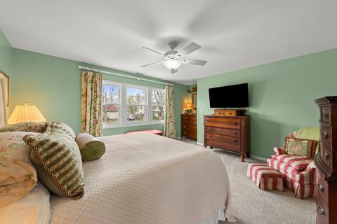 Tiny photo for 283 HILLSIDE Avenue, Glen Ellyn, IL 60137 (MLS # 12620839)
