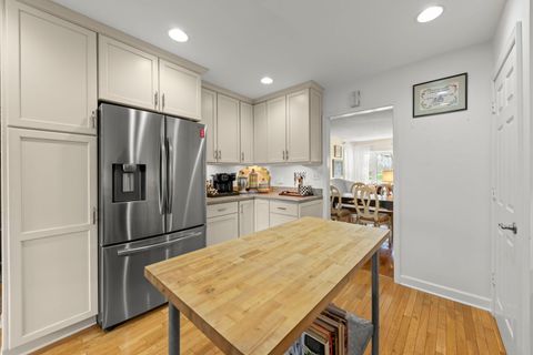 Tiny photo for 283 HILLSIDE Avenue, Glen Ellyn, IL 60137 (MLS # 12620839)